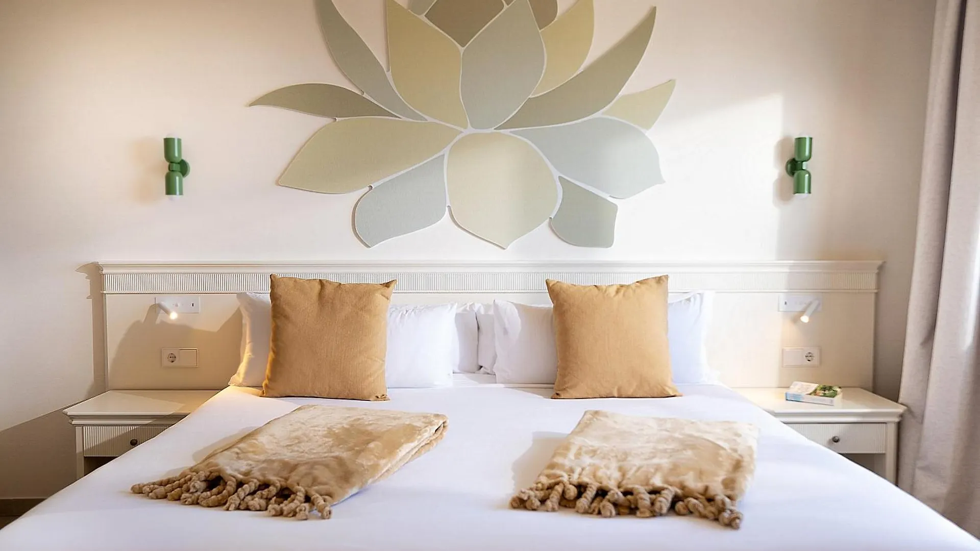 Iberostar Waves Gaviotas Park Hotel Playa Jandia 4*,